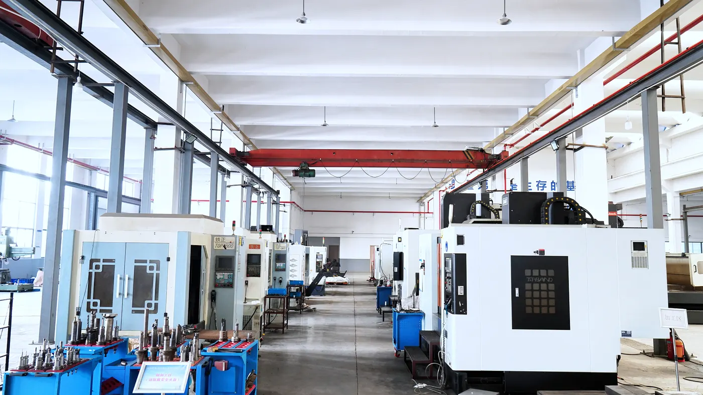 CNC machining support for mold and custom plastic component development
